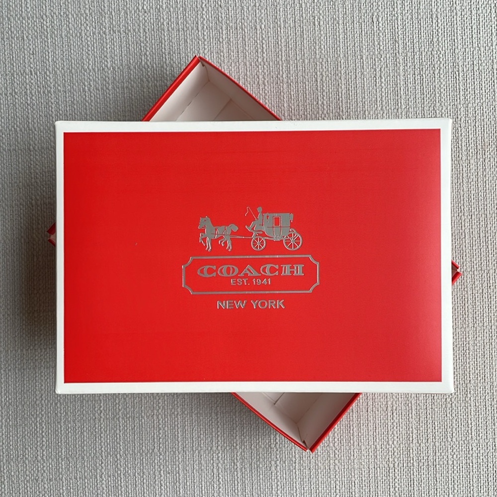 Coach holiday red authentic gift box with tissue papers